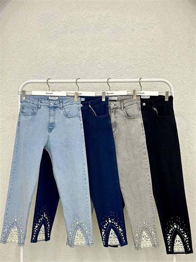 2784 Paçası Taşlı Dantelli Kot Pantolon