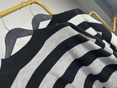 3011 Çizgili Bluzlu Jileli Triko Takım