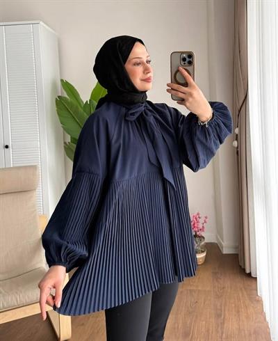 3041 İnce Pile Detaylı Yakadan Fularlı Balon Kol Gömlek Tunik