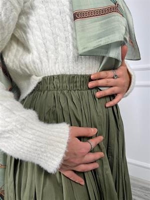 6893 Şaç Örgü Desenli Triko Kazak