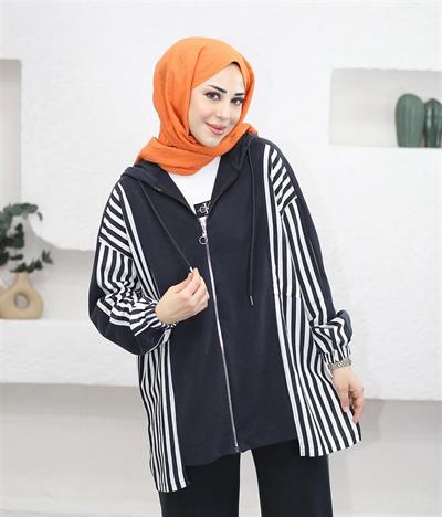 70081 Kapşonlu Çizgi Desenli Takım