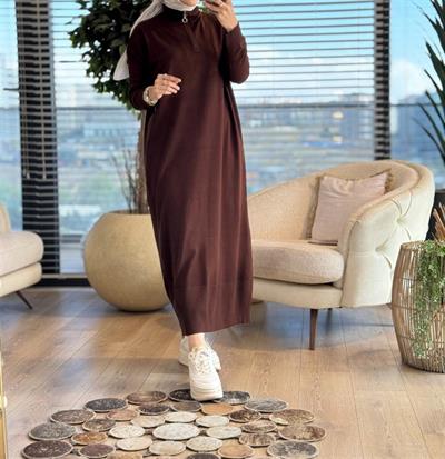 7036 Omuzları İncili Kolları Düğmeli Vanezia Triko Elbise