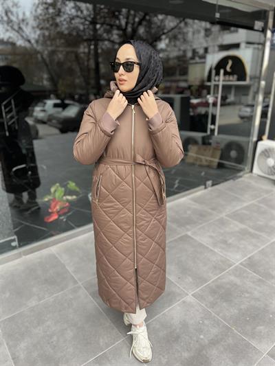 7627 Kapşonlu Yakası Ribanalı Kapitone Dikişli Kaban