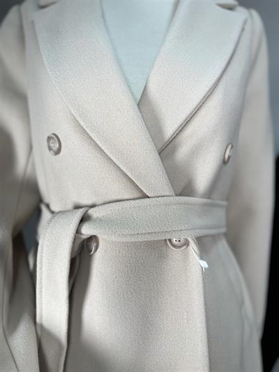 K3120 Önü Düğmeli Kuşaklı Uzun Kaşe Kaban