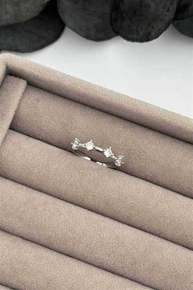 Sharp Silver Yüzük