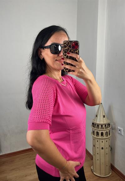 AJUR DETAYLI KISA KOLLU FUŞYA TRİKO BLUZ