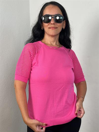 AJUR DETAYLI KISA KOLLU FUŞYA TRİKO BLUZ