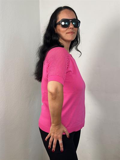 AJUR DETAYLI KISA KOLLU FUŞYA TRİKO BLUZ