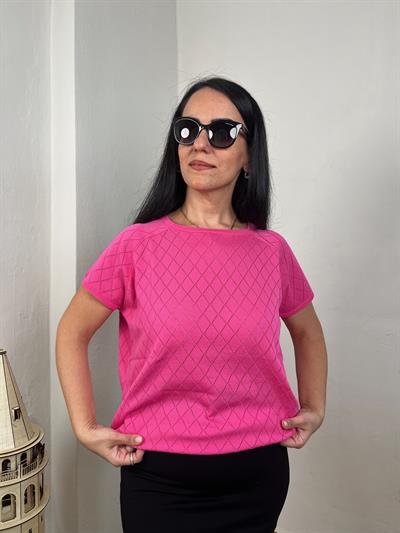 BAKLAVA DESENLİ KISA KOLLU FUŞYA TRİKO BLUZ
