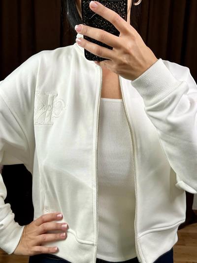 FERMUARLI NAKIŞLI BEL BOY BEYAZ SWEATSHİRT