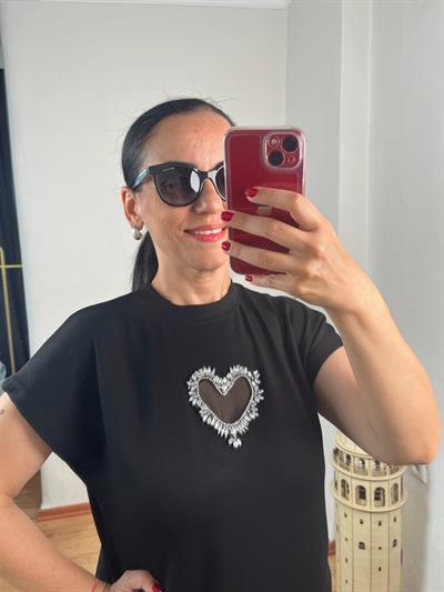 KALP DETAYLI SİMLİ ŞERİTLİ MODAL SİYAH TAKIM