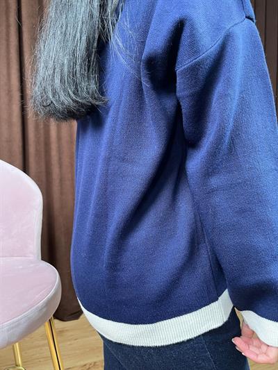 BEYAZ ŞERİTLİ GOLD DÜĞMELİ CEPLİ LACİVERT HIRKA