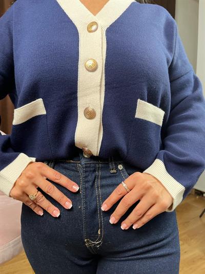 BEYAZ ŞERİTLİ GOLD DÜĞMELİ CEPLİ LACİVERT HIRKA