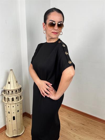  OMUZ GOLD DÜĞMELİ YARASA KOL MODAL SİYAH ELBİSE