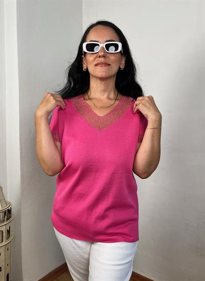 SİM DETAYLI V YAKA KISA KOLLU FUŞYA TRİKO BLUZ