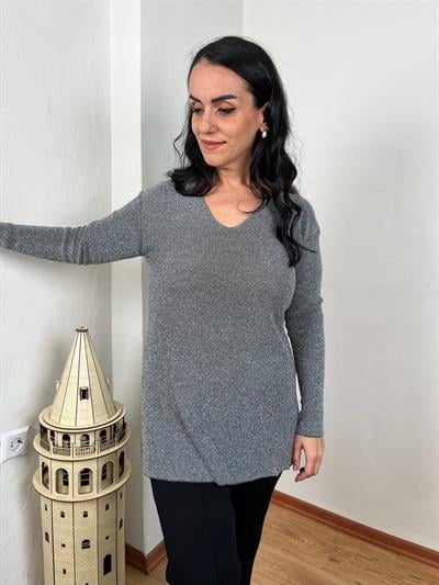 SİMLİ V YAKA GÜMÜŞ TRİKO BLUZ