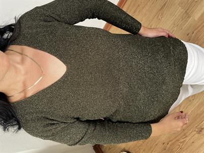 SİMLİ V YAKA HAKİ TRİKO BLUZ