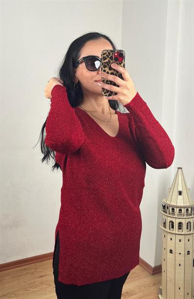 SİMLİ V YAKA KIRMIZI TRİKO BLUZ