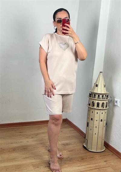 ŞORTLU KALP DETAYLI SİMLİ ŞERİTLİ MODAL BEJ TAKIM