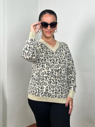 V YAKA LEOPAR DESEN KREM YUMOŞ KAZAK