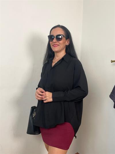 YARASA KOL PAMUK SATEN SİYAH GÖMLEK