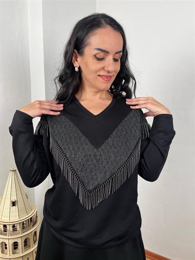 ZİNCİR DETAYLI V YAKA SİYAH BLUZ