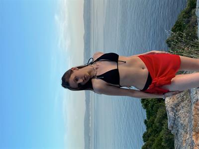 VELA Kırmızı Bağlamalı Plaj Pareosu