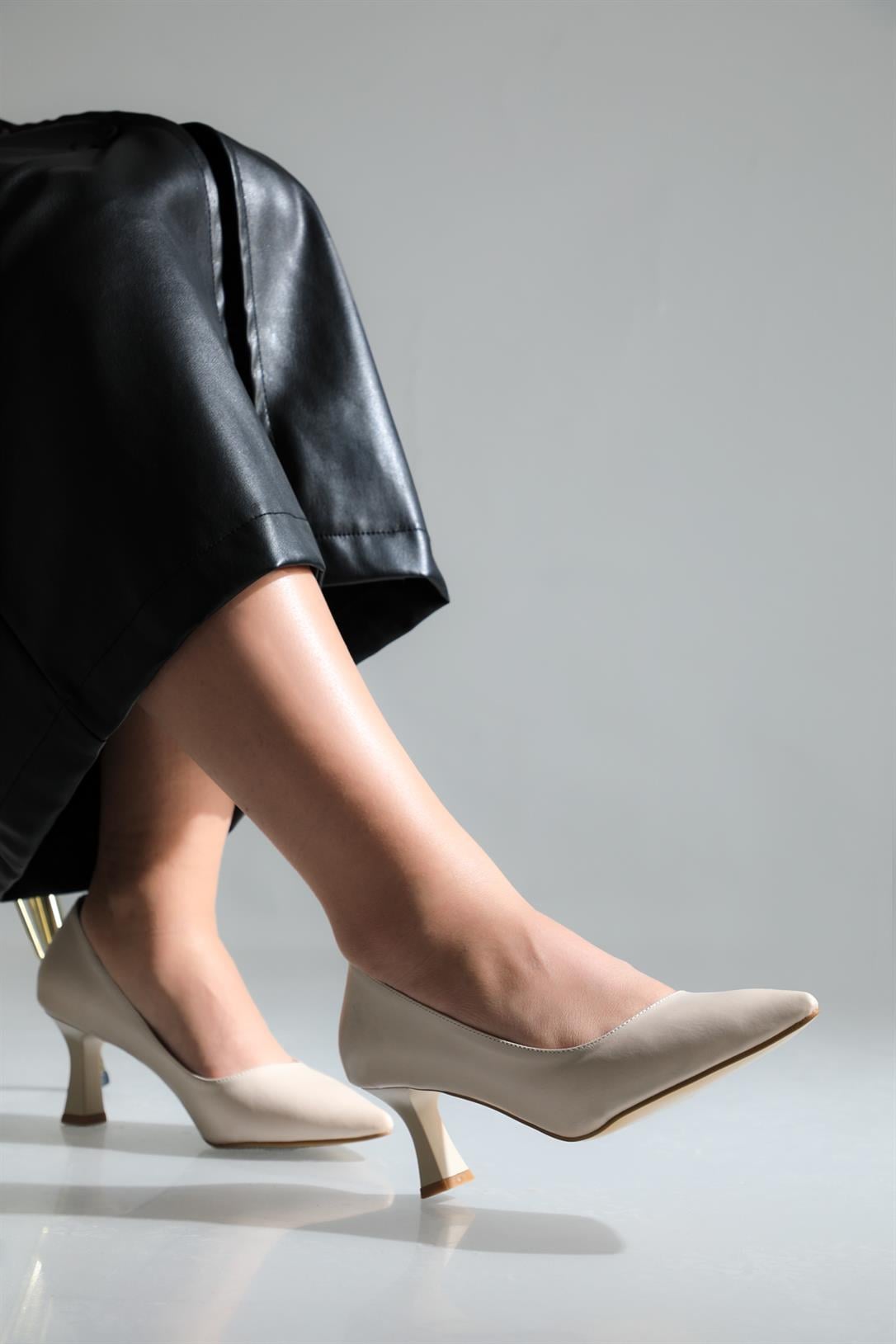 Alçak Topuk Kadeh Ökçeli Ten Kadın Ayakkabı ALYA Kadın Stiletto Carla Bella My Bella Alya 22K