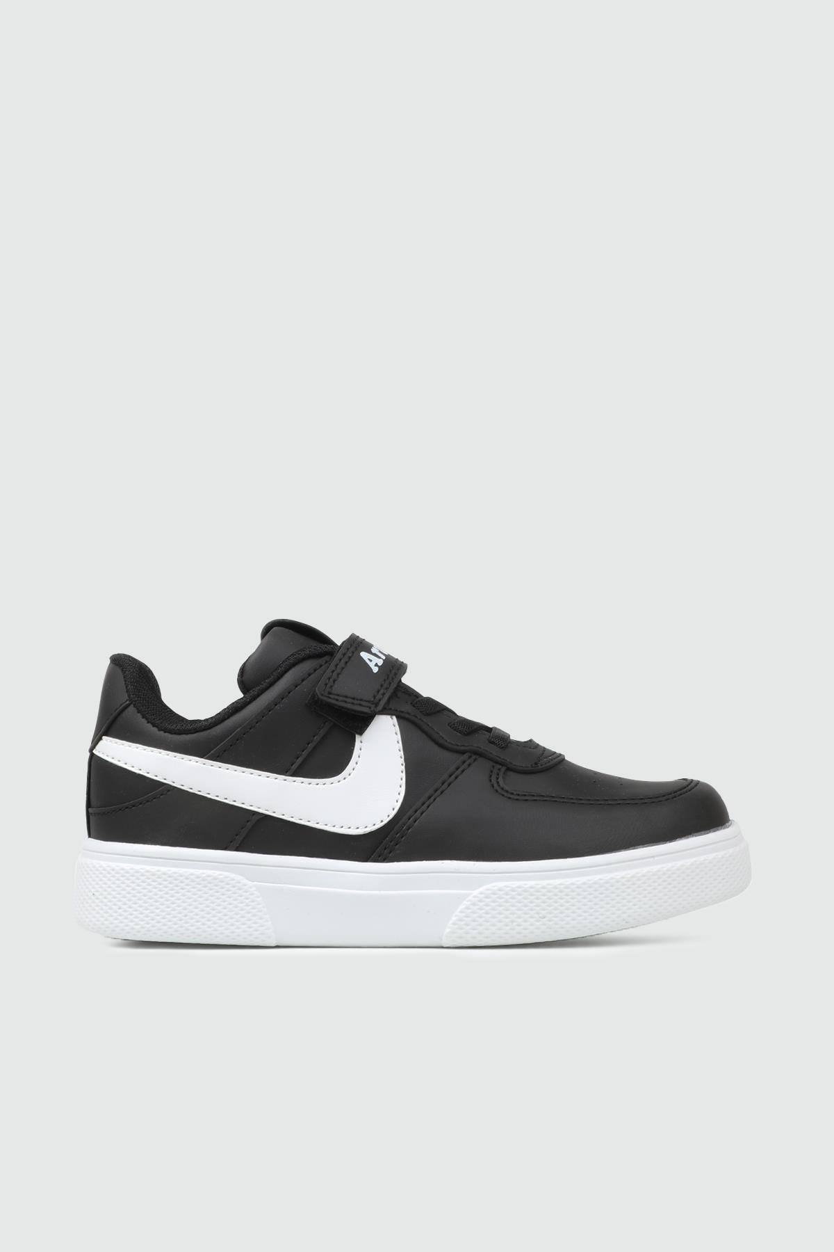 Günlük Rahat Siyah Beyaz Çocuk Spor Ayakkabı 250 Çocuk Günlük Spor Ayakkabı Arvenzo ARVENZO 250 CİLT FİLET 25K