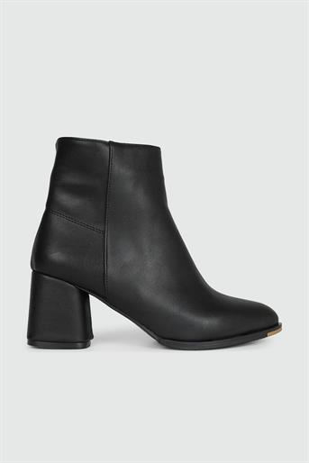 Alçak Kalın Topuklu Siyah Kadın Bot RSL-2406 Kadın Klasik Bot MyBella My Bella RSL-2406 Kadın 23K
