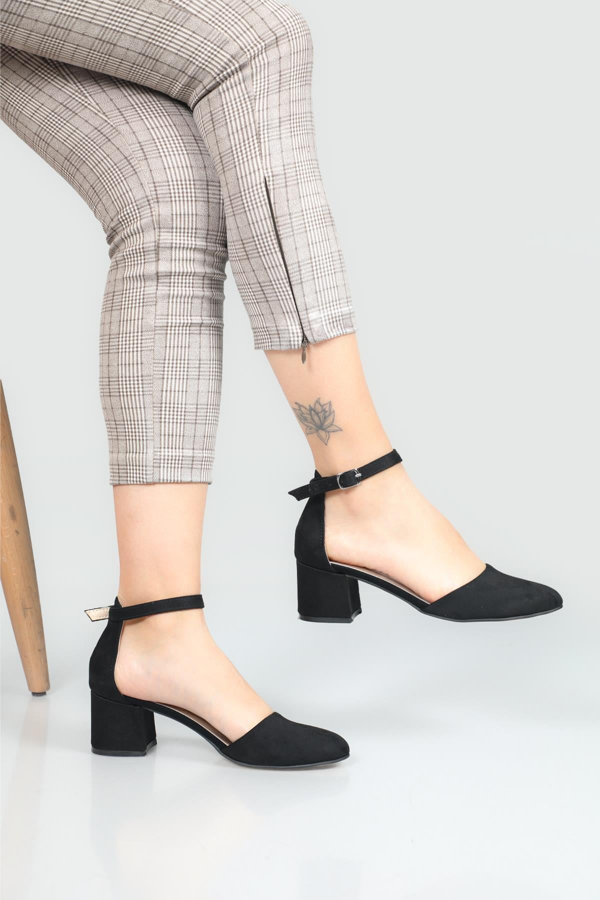 BİLEKTEN BANTLI KARNI YARIK 5 Cm TOPUKLU Siyah Süet Kadın Ayakkabı Beliz Kadın Alçak Topuklu Carla Bella My Bella Beliz 22Y