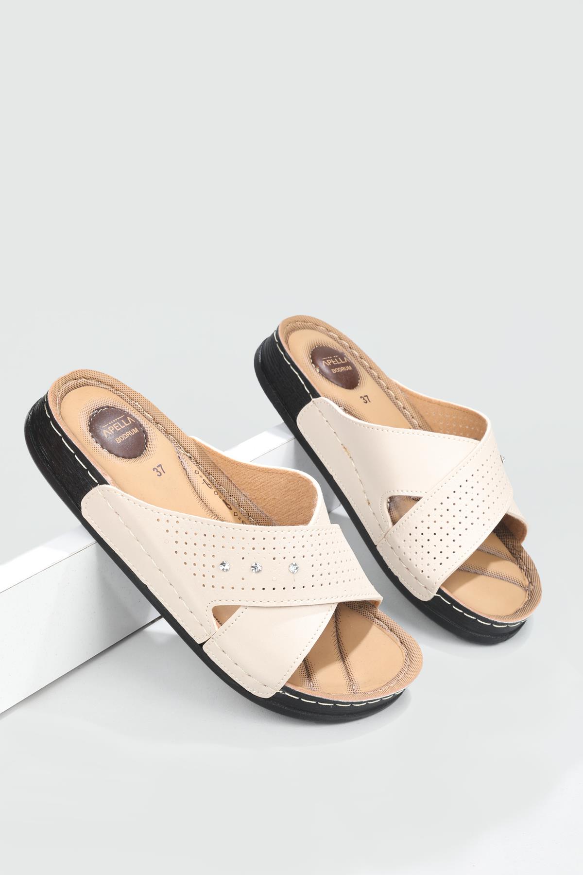 Çapraz Bantlı Günlük Ortopedik Bej Kadın Terlik 474-10 Kadın Ortopedik Terlik Apella APELLA 474-10 ZEN BODRUM TERLİ