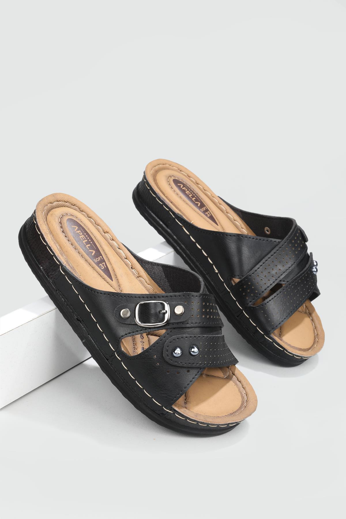 Çapraz Bantlı Günlük Ortopedik Siyah Kadın Terlik 488-13 Kadın Ortopedik Terlik Apella APELLA 488-13 Kadın Terlik 22Y