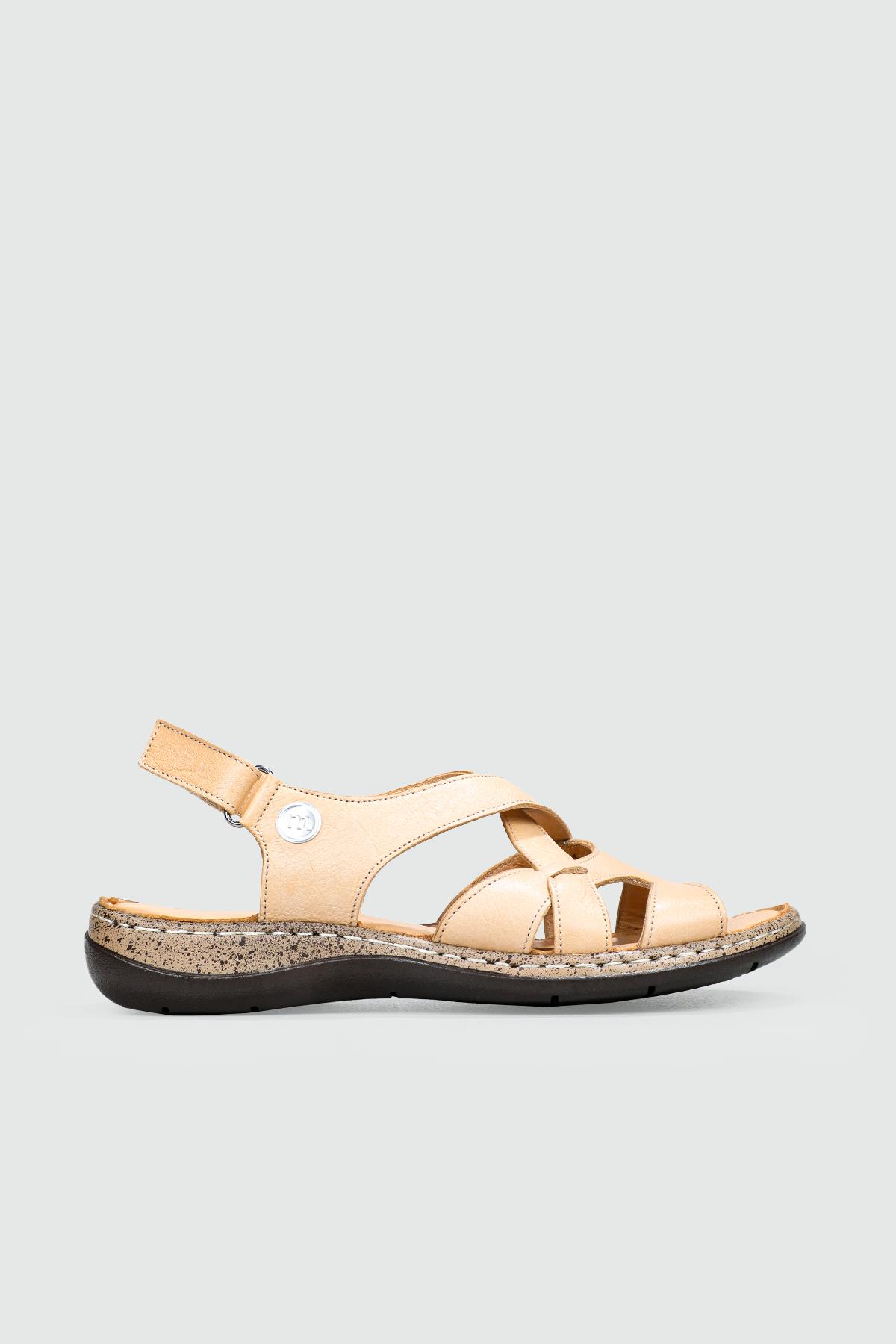 Deri Ortopedik Taban Rahat Cırtlı Ten Pen Kadın Sandalet 1065 Kadın Düz Sandalet Mammamia MAMMAMİA 1065 22Y