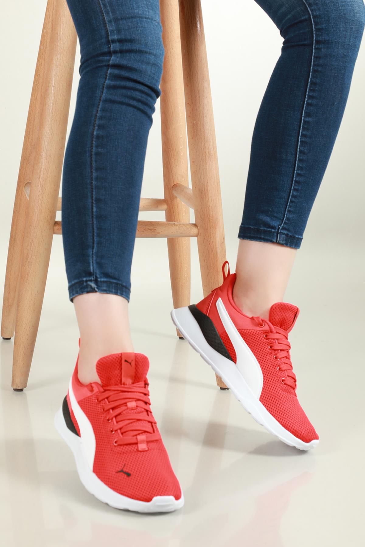 Günlük Koşu Yürüyüş Kırmızı Byz Unisex Spor Ayakkabı 372004-02 Unisex Günlük Spor Ayakkabı Puma PUMA 372004-02 GAR