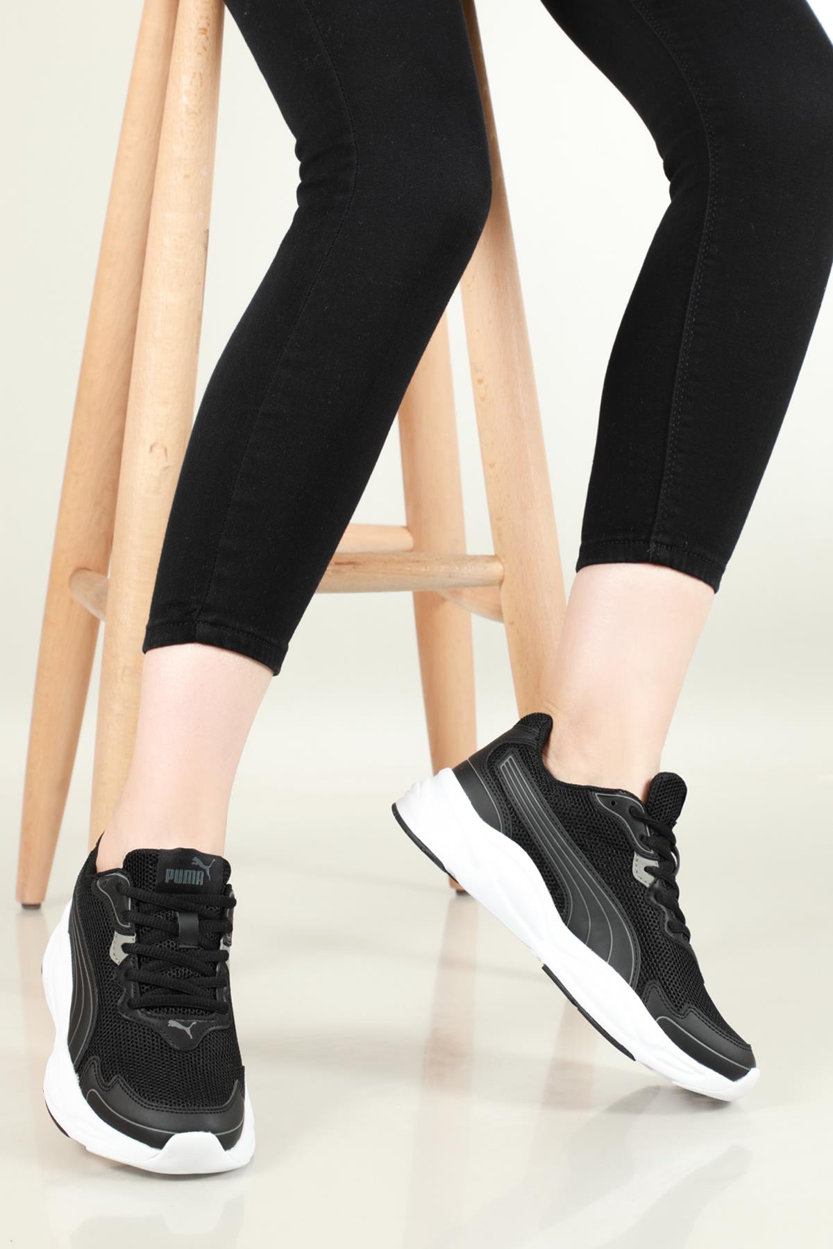 Günlük Koşu Yürüyüş Siyah Beyaz Unisex Spor Ayakkabı 382958-02 Unisex Günlük Spor Ayakkabı Puma PUMA 382958-01 RUNNER UNİSEX