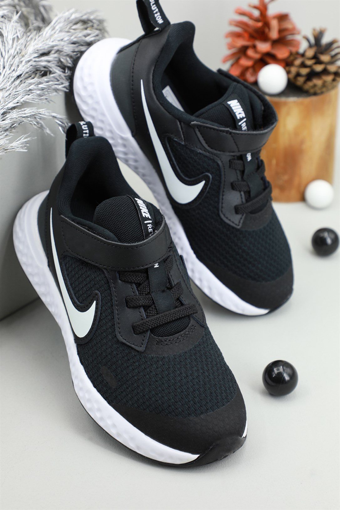 Nike Günlük Koşu Yürüyüş Syh Beyaz Çocuk Spor Ayakkabı BQ5672-003