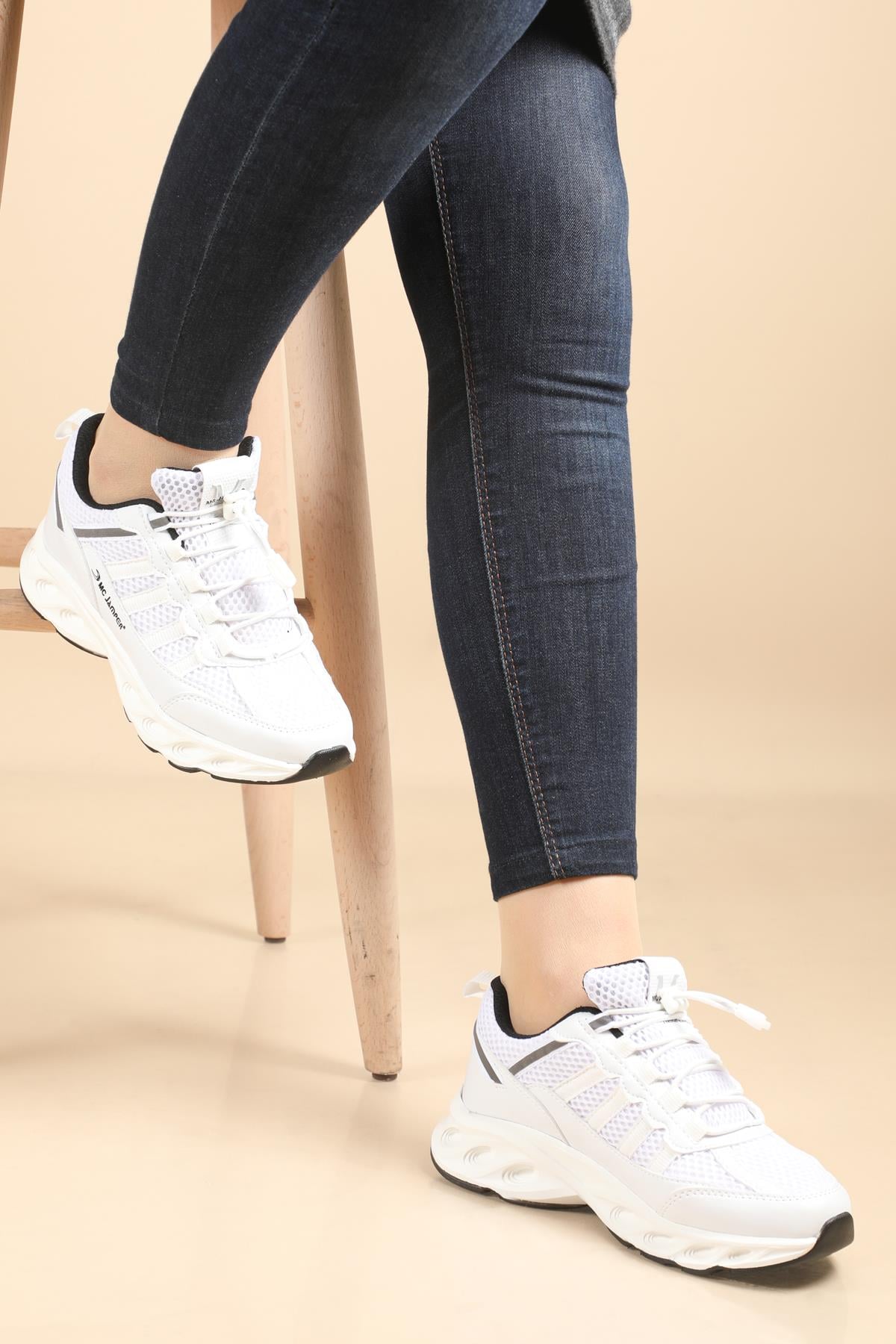 Günlük Nefes Alır Beyaz Unisex Spor Ayakkabı 1981 Unisex Günlük Spor Ayakkabı Jamper JAMPER 1981 UNİSEX FİLELİ SPOR