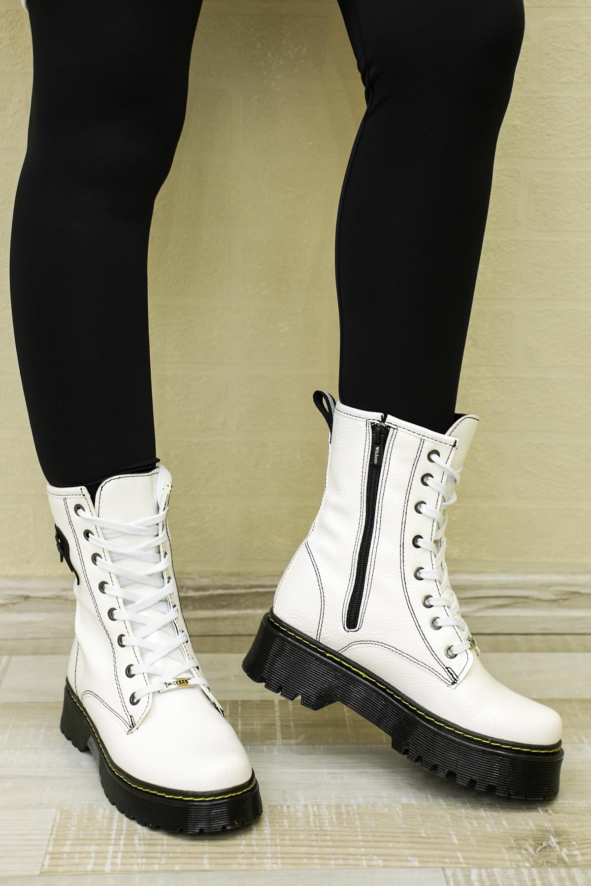 Günlük Postal Beyaz Kadın Bot 2530 Kadın Günlük Conford Bot Wickers WİCKERS 2530 ZEN BOT