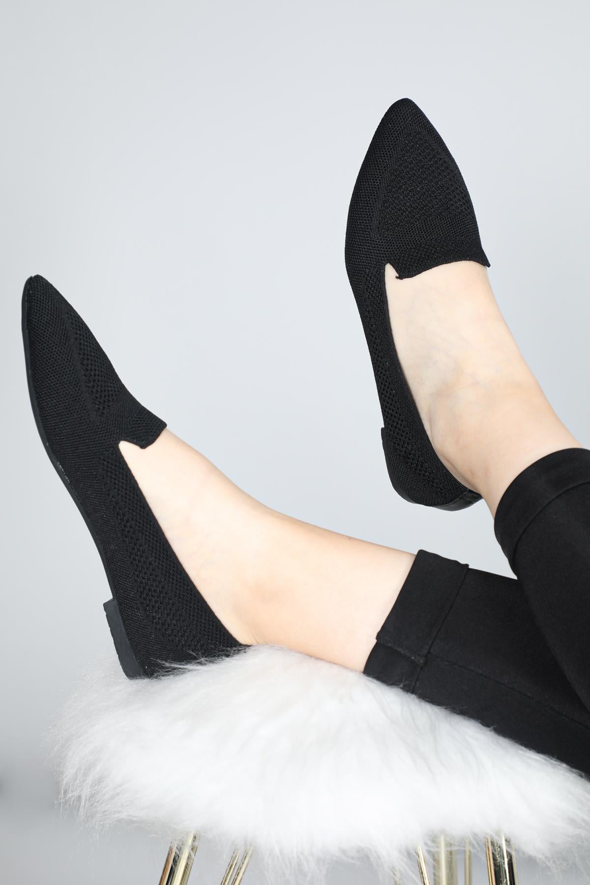 Günlük Rahat Triko Siyah Kadın Ayakkabı B-01 Kadın Günlük Ayakkabı Carla Bella DUALİPA B-01 HASIR 22Y