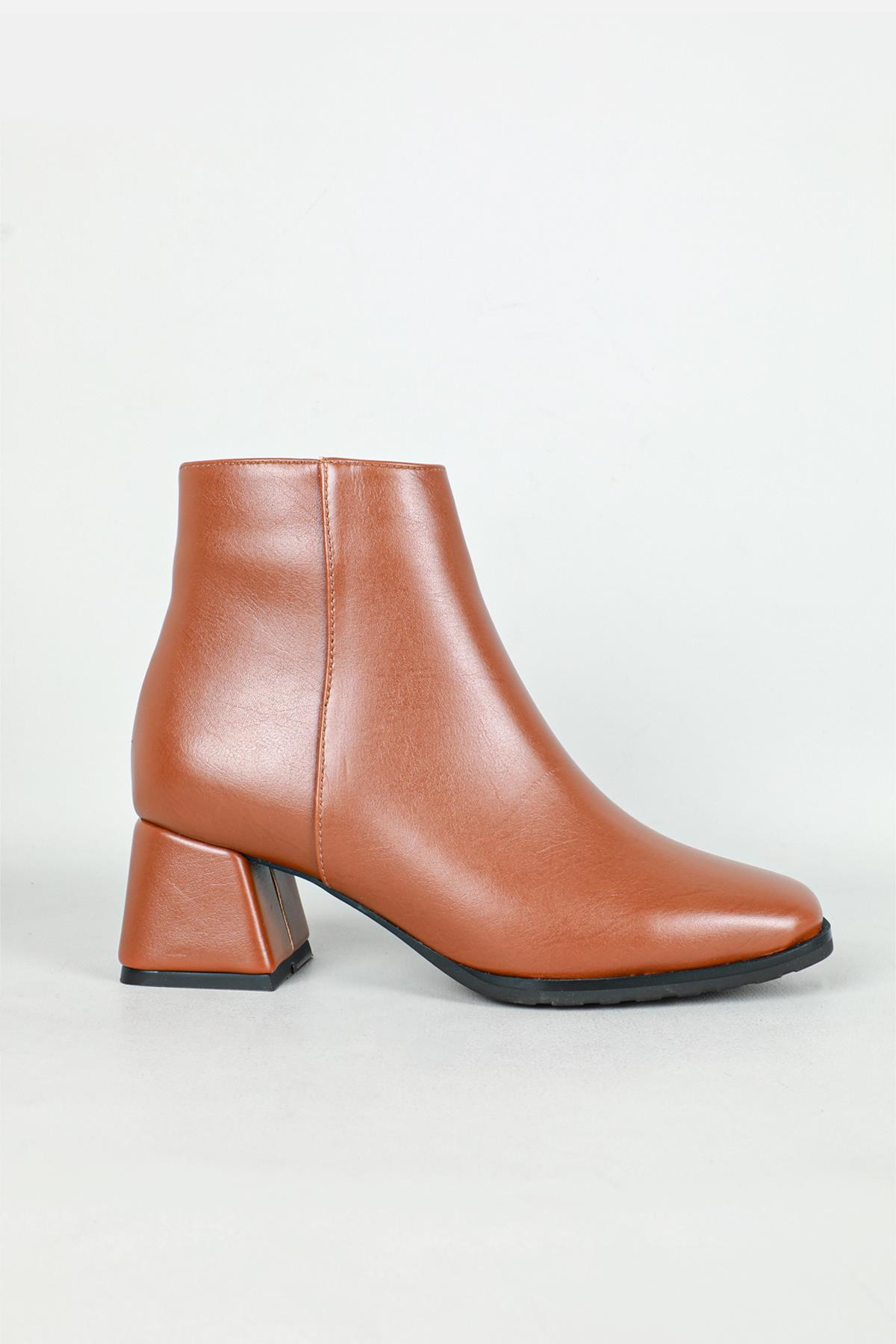 Günlük Topuklu Taba Kadın Bot M-07 Kadın Günlük Conford Bot Carla Bella Carla Bella M-07 Kadın Bot