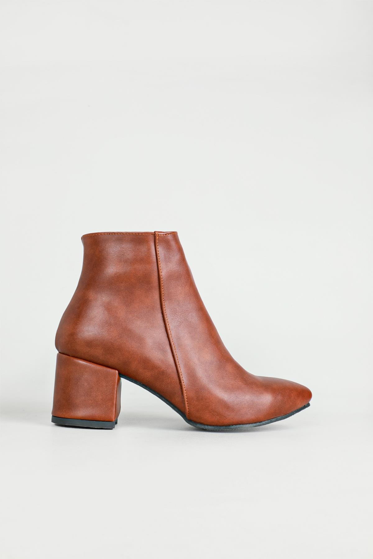 Günlük Topuklu Taba Kadın Bot V-0070 Kadın Klasik Bot Carla Bella VİENTO V-0070 SİVRİ