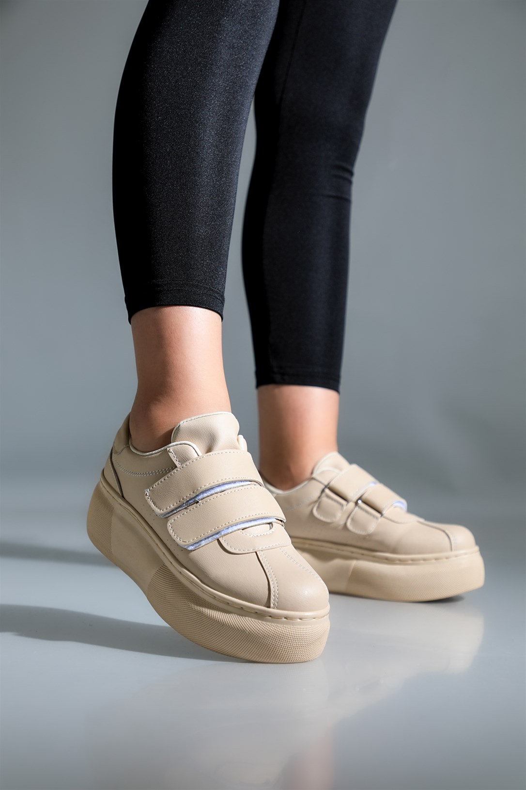 Hafif Kalın Tabanlı Rahat Günlük Casual Yürüyüş Nut Kadın Spor Ayakkabı HELEN Kadın Sneaker Beınsteps Beinsteps Ş-20 Helen 22K