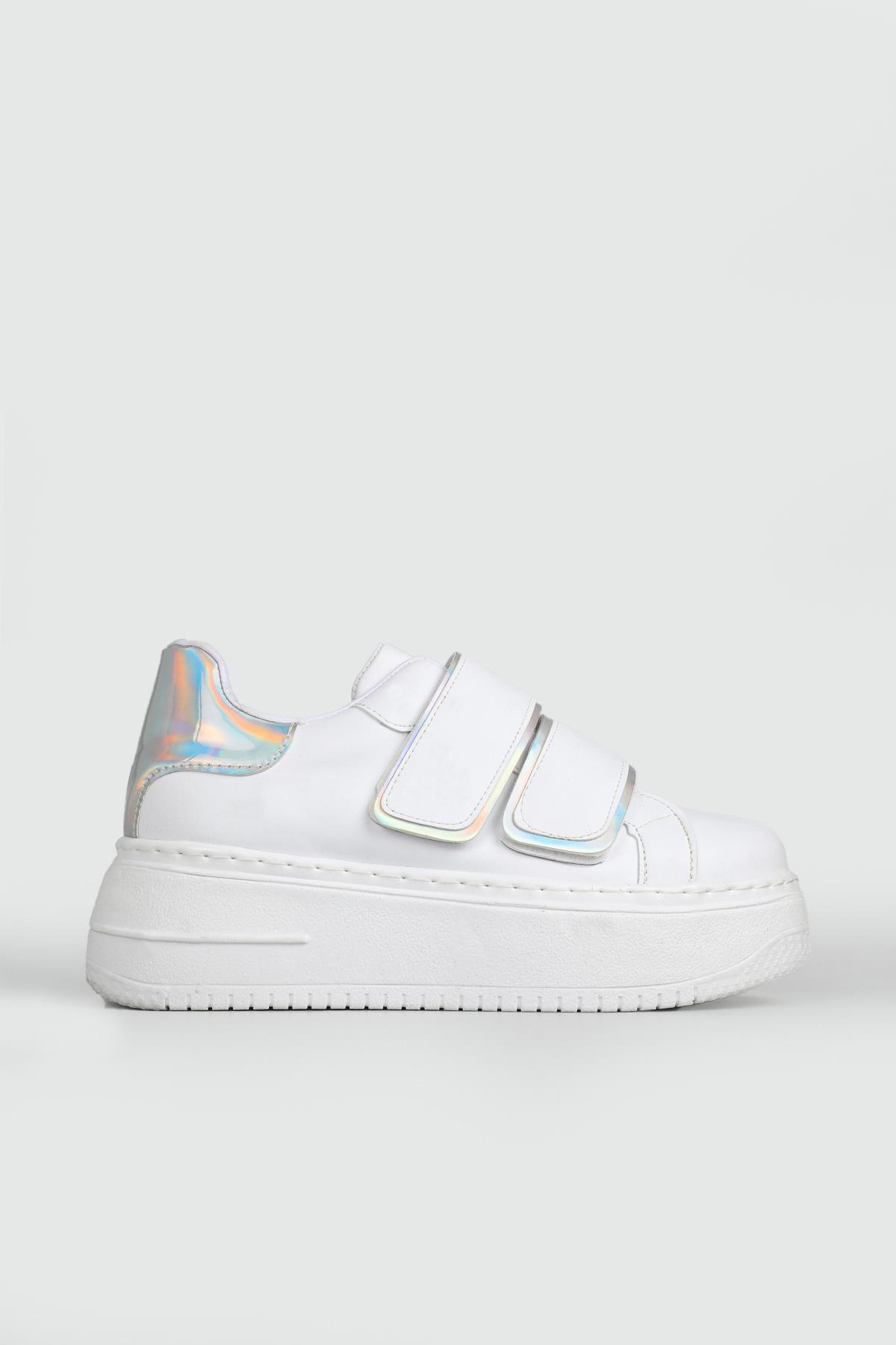 Hafif Kalın Tabanlı Rahat Günlük Casual Yürüyüş Beyaz Gümüş Kadın Spor Ayakkabı CAROLİNE Kadın Sneaker Beınsteps Beinsteps Ş-19 Caroline 22Y