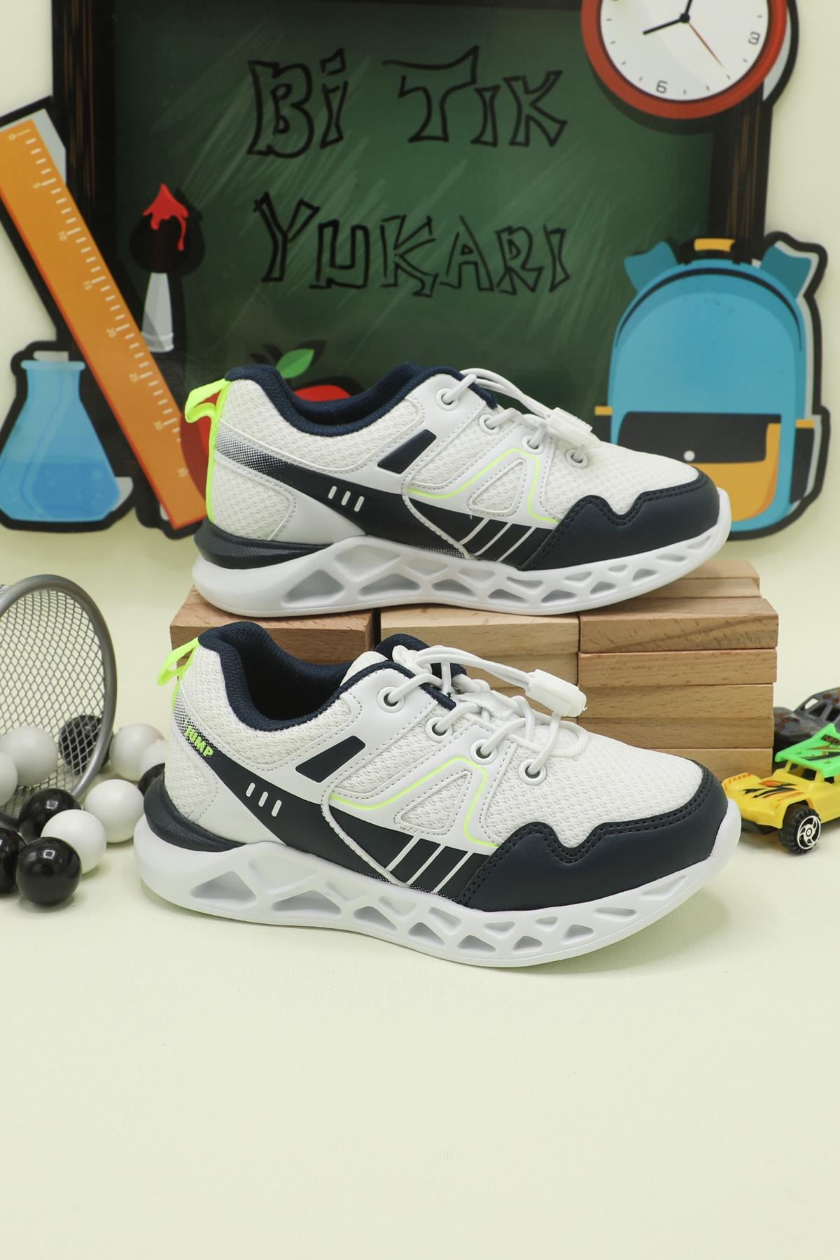 Havalı Ortopedik Byz Laci Yeşil Çocuk Spor Ayakkabı 24742 Çocuk Günlük Spor Ayakkabı Jump JUMP 24742 PATİK