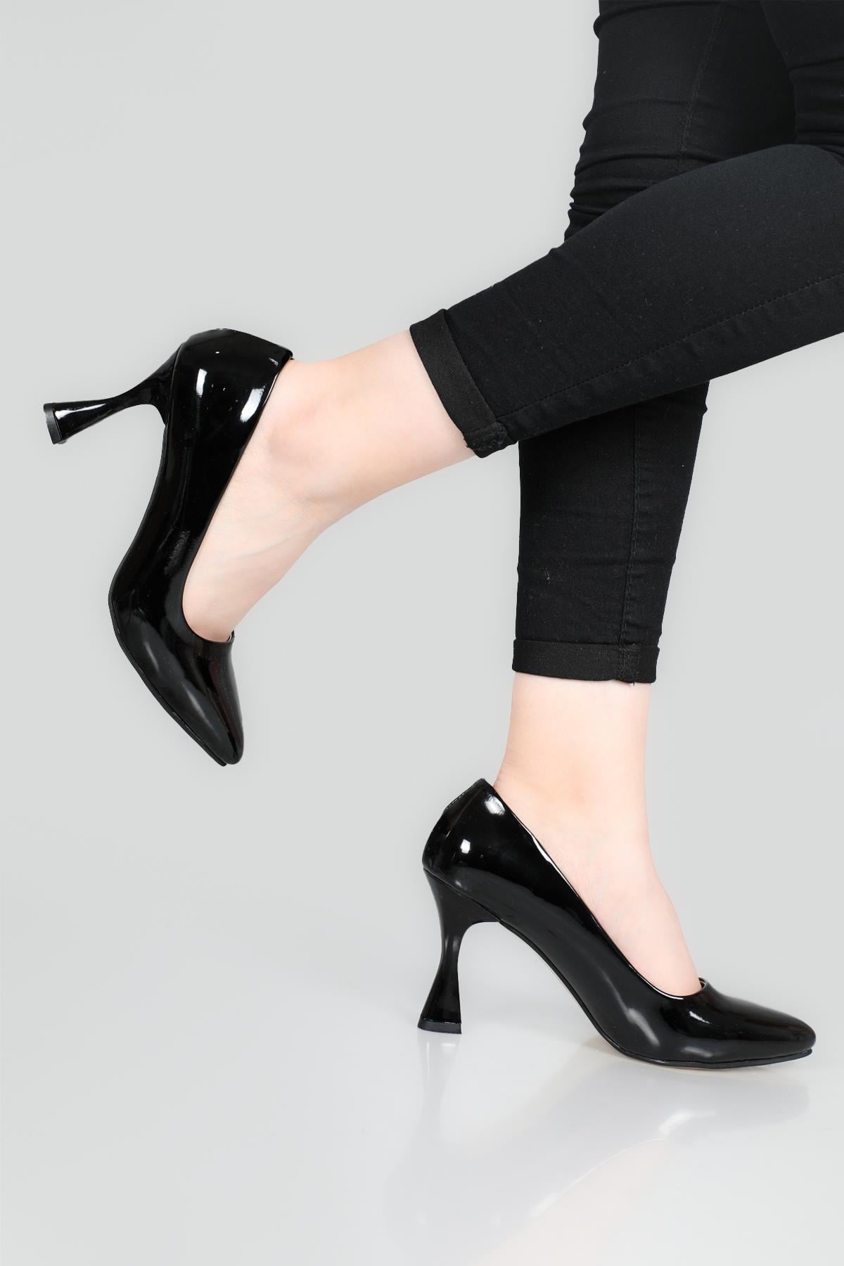 Kadeh Topuklu Sivri Burun Siyah Rugan Kadın Ayakkabı N-2800 Kadın Yüksek Topuklu Carla Bella CARLA BELLA N-2800 Stiletto