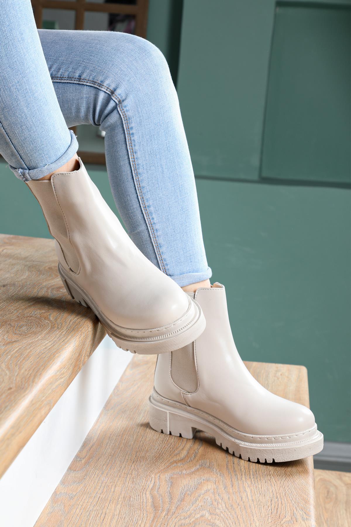 Kalın Taban Lastikli Bej Kadın Bot Ş-45 Kadın Günlük Conford Bot Beınsteps BEİNSTEPS AYLA Ş-45 Kadın Bot