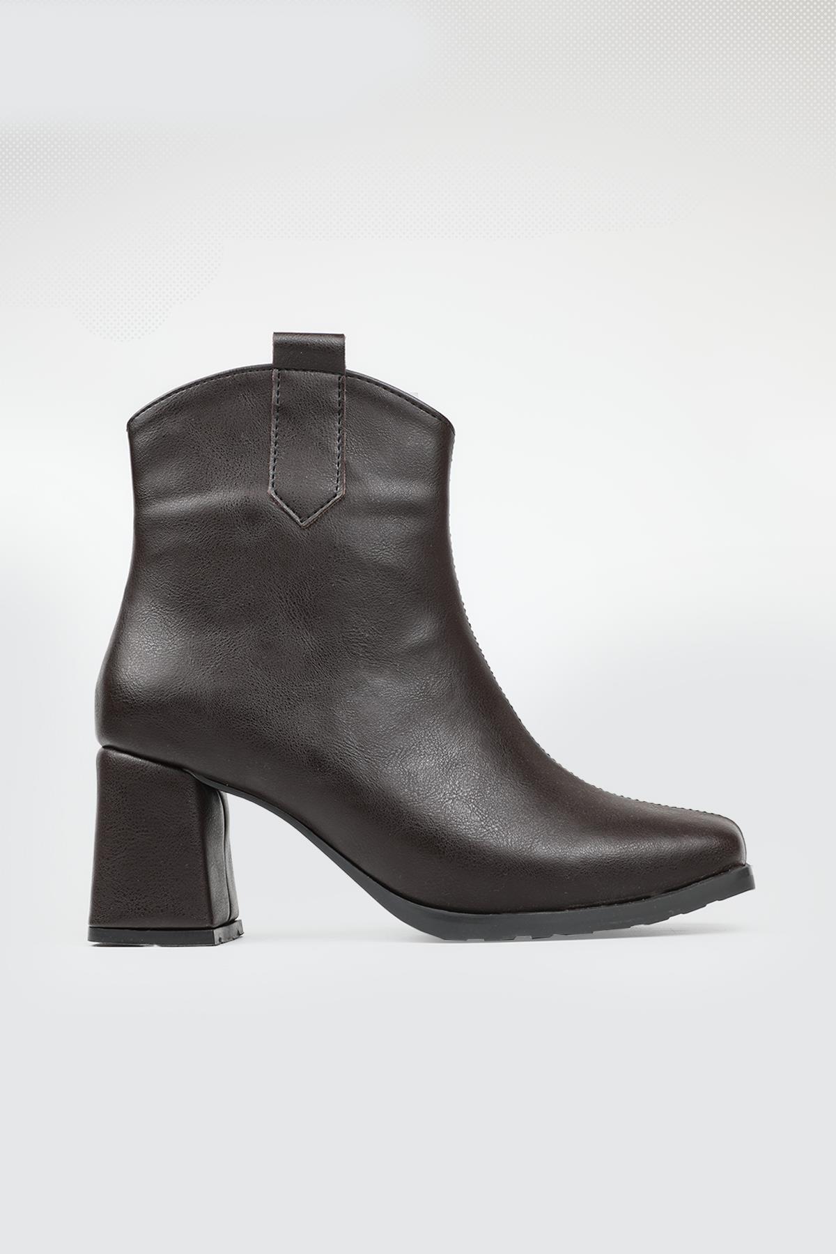 Kare Buru Fermuarlı Kahve Kadın Bot TU-201 Kadın Klasik Bot MyBella MY BELLA TU-203 KADIN 25K