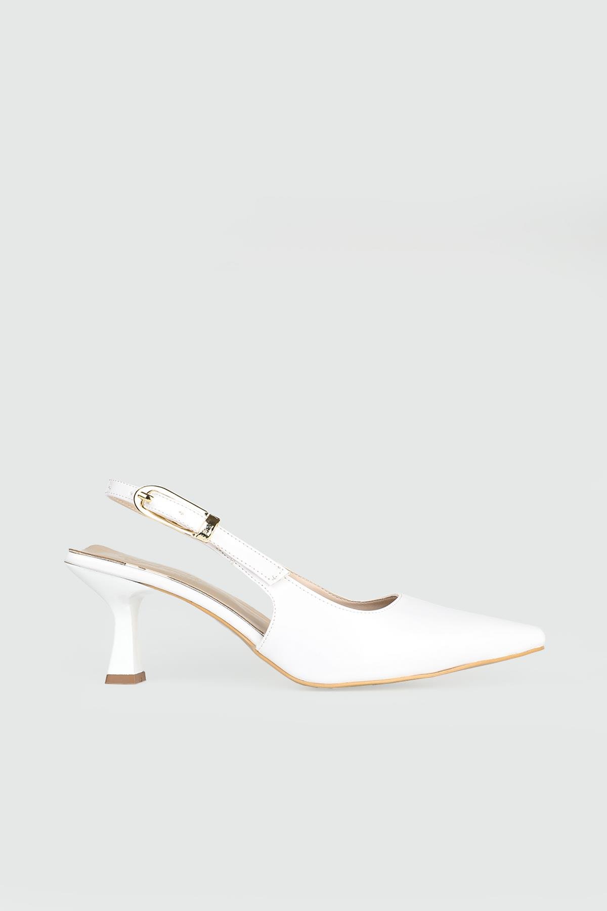 Maskülen Ayakkabı Beyaz Rugan Kadın Ayakkabı TU-1876 Kadın Alçak Topuklu MyBella My Bella TU-711 Kadın 25Y