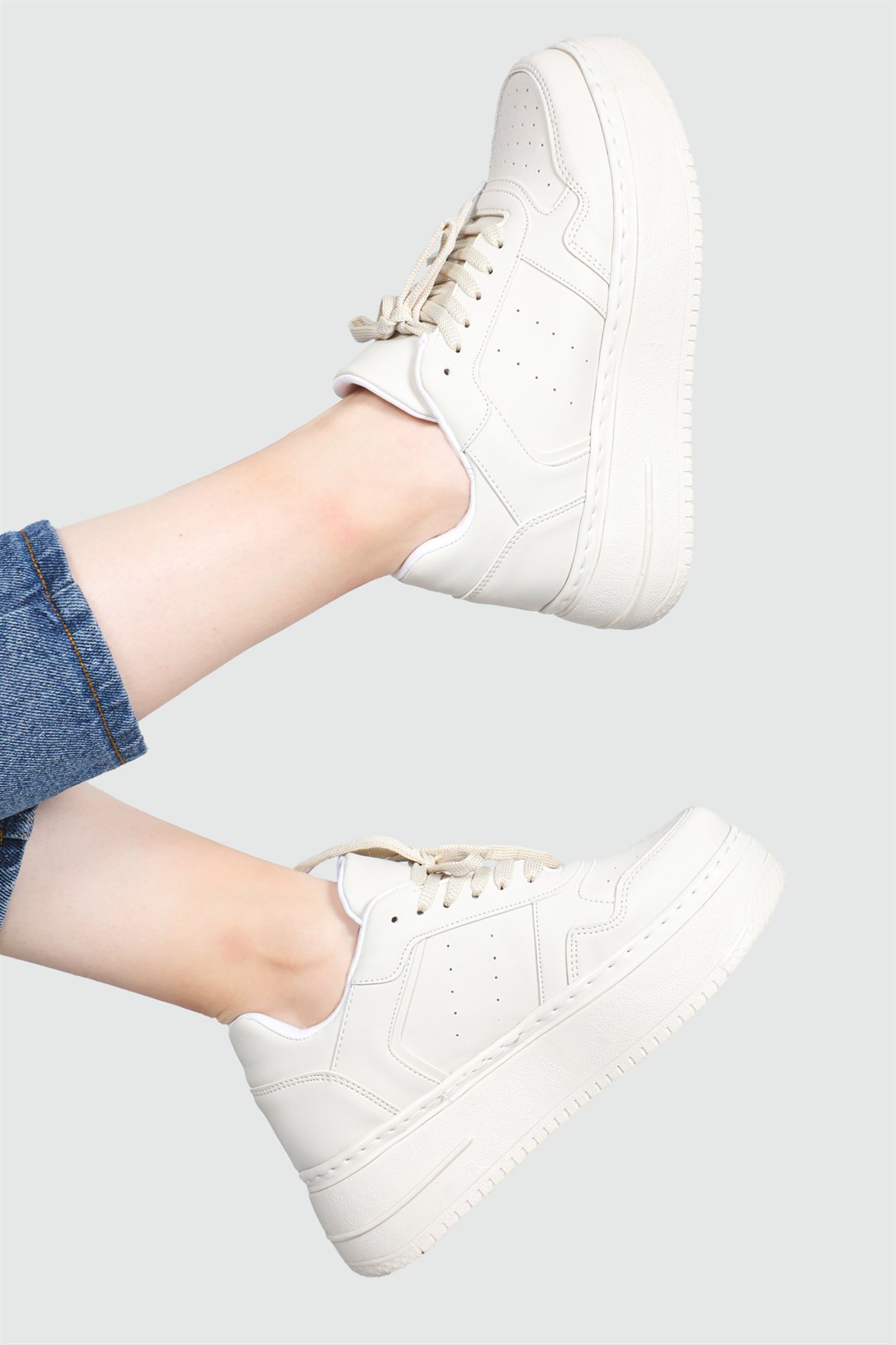 Nefes Alır Kalın Taban Bağcıklı Bej Kadın Spor Ayakkabı Harley Kadın Sneaker Beınsteps Beinsteps Ş-16 22Y